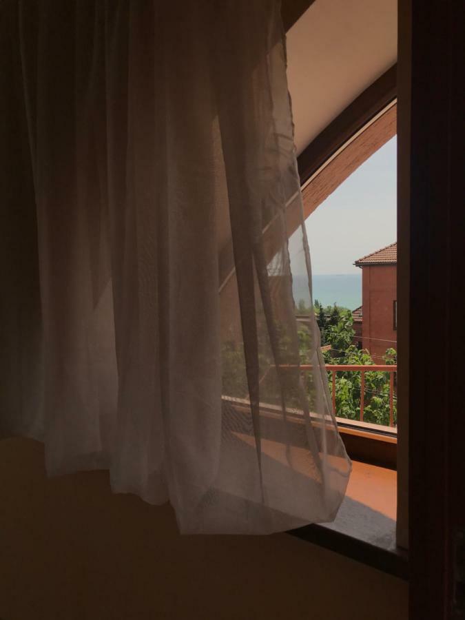 Veranda Guest House Чорноморськ Екстер'єр фото