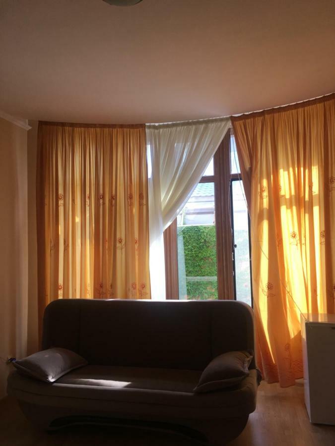 Veranda Guest House Чорноморськ Екстер'єр фото