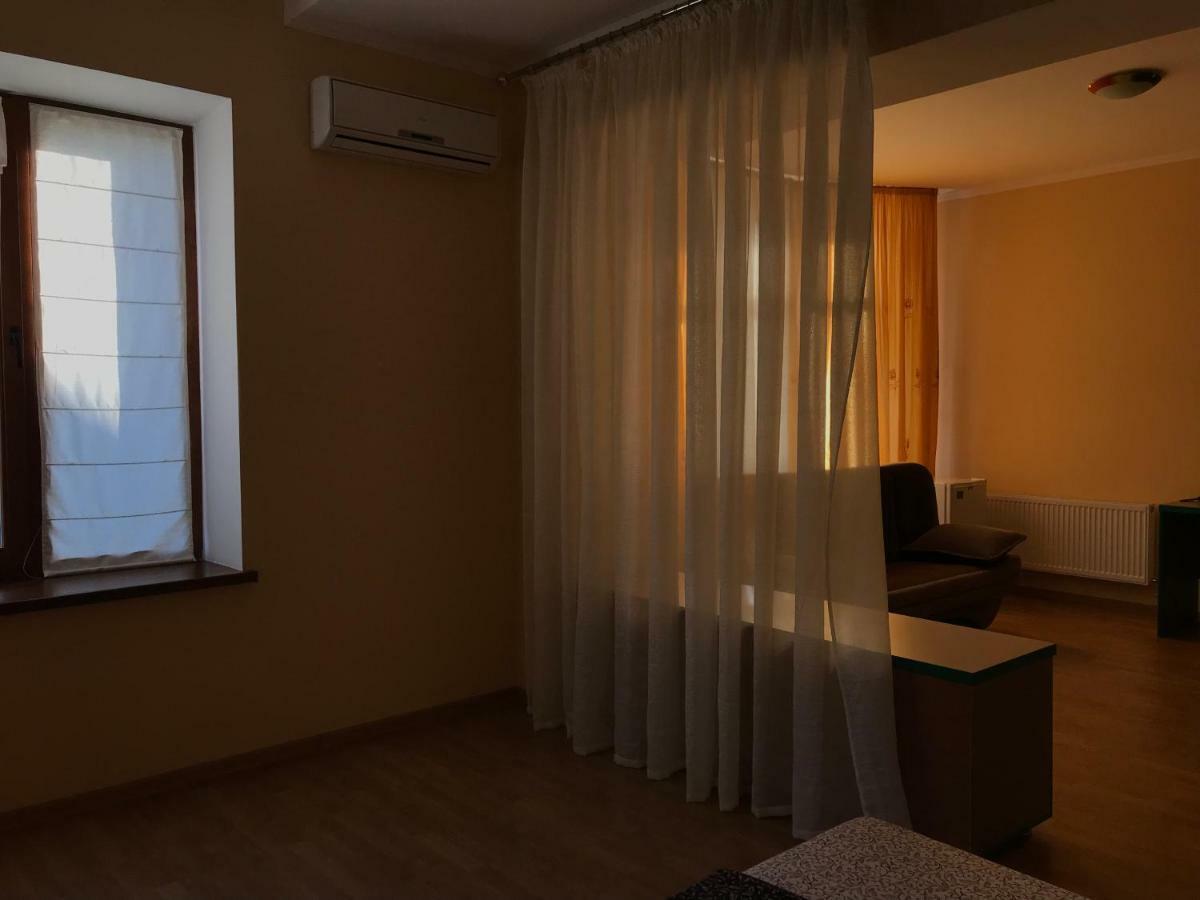 Veranda Guest House Чорноморськ Екстер'єр фото
